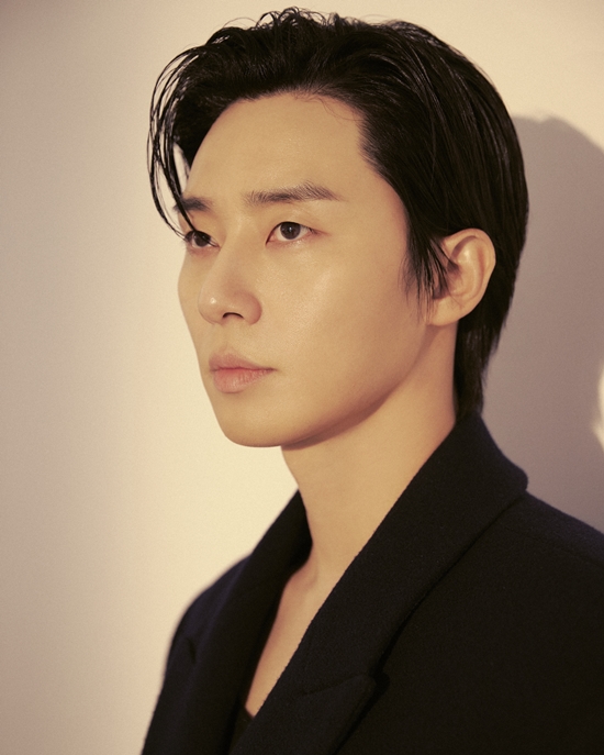'<b>경성크리처</b>' <b>박서준</b>, 한류 타격 없어 "새해에도 日 방문" [엑's 인터뷰]