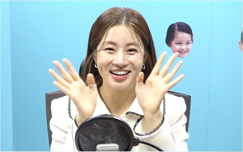 '딸둘맘' 강소라 "<b>한의사</b> 남편 존경" …출산 <b>3개월</b>만 '<b>슈돌</b>' 출격 [공식입장...
