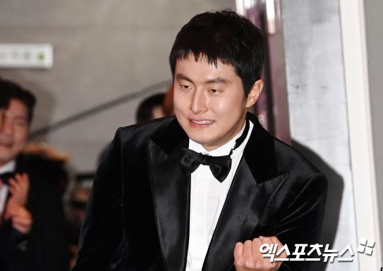 <b>기안84</b>, '무관' <b>유재석</b> 앞 대상 자랑할까 "'<b>유퀴즈</b>' 오늘(6일) 녹화" [공식입...