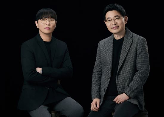 <b>카카오엔터</b> 권기수·<b>장윤중</b> <b>공동대표</b> "본원적 경쟁력 강화 집중"