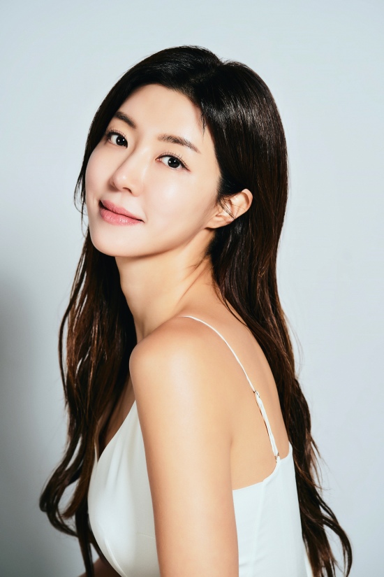'남편 논란' <b>박한별</b>, 5년 만에 복귀 신호탄?...<b>라이즈</b>엔터와 전속계약