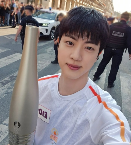 BTS Jin Reveals Selfie from '2024 Paris Olympics' Torch Relay TRENDS