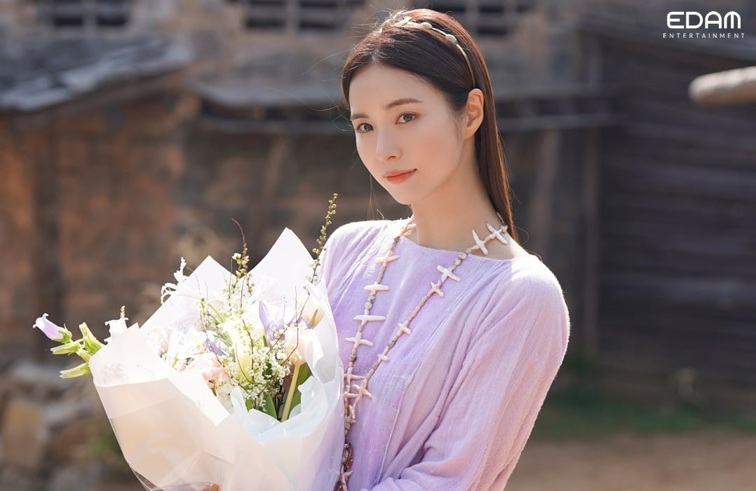 '<b>아라문의 검</b>' 신세경 "고됐지만 많이 배워, 잘해내고픈 부담감 컸다" [일문일...