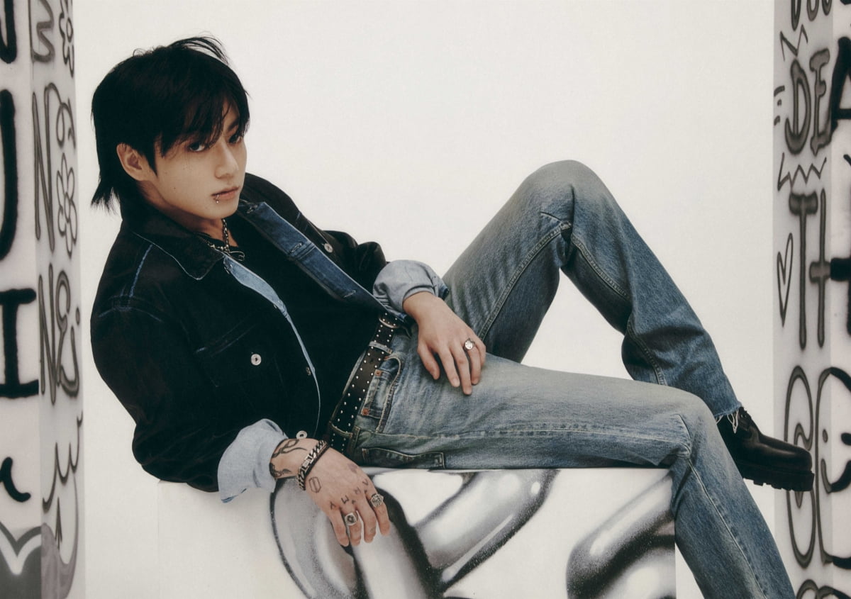 방탄소년단 정국, 또 <b>역주행</b>