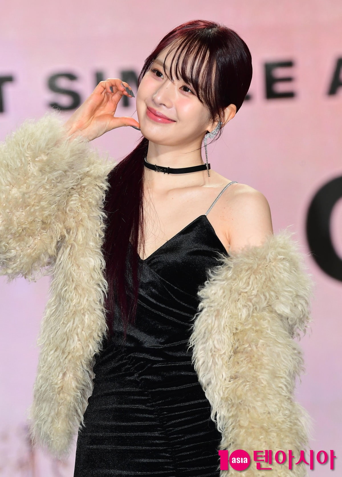 '<b>솔로</b> 데뷔' <b>설아</b> "<b>우주소녀</b> 멤버들 응원에 큰 힘"
