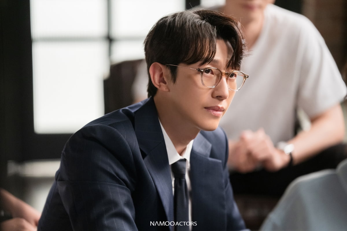 '<b>끝내주는</b> 해결사' <b>강기영</b> 종영소감 "첫 로맨스, 설렌다는 반응에 자신감 얻어...