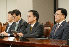 최상목 “韓 금융·외환시장 단기 변동성 확대 전망…추가 안정 조치 신속 시행”