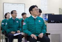 유상임 과기정통부 장관, SK C&C 판교 데이터센터 주요 시설 점검