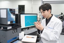 한국콜마 “세계 첫 유·무기 복합 선크림 개발”