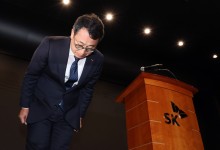 유영상 SKT 사장 “위약금 면제 발표 시기 특정 어려워… 교통비 지급은 검토”