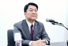 野, 혁신위원장에 4선 안철수… “경험 두루 갖춘 적임자”