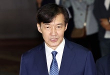 조국 “내년 6월 국민 선택 구하겠다”… 지방선거 출마 시사