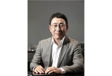 유영상 SKT 대표 "AI로 실질적 매출 성장해야"[신년사]