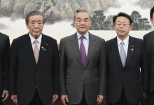 트럼프 대비 中 '미소외교'로…일본, 호주, 인도에 손짓