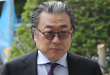 '주식 1위 이재용' 넘보는 조정호 메리츠 회장...얼마길래?