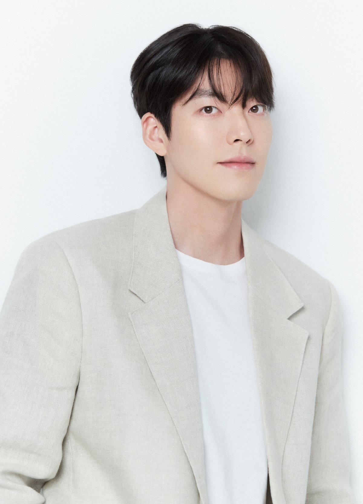 <b>김우빈 1억</b> 기부, 서울아산병원에 쾌척…10년째 꾸준한 선행