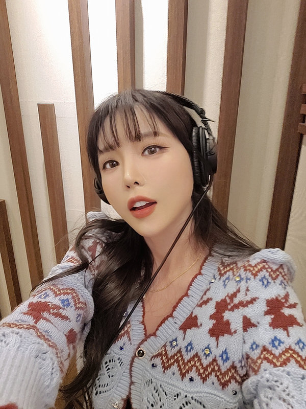 <b>홍진영</b>, <b>발라드</b>로 돌아온다…‘봄’ 25일 공개