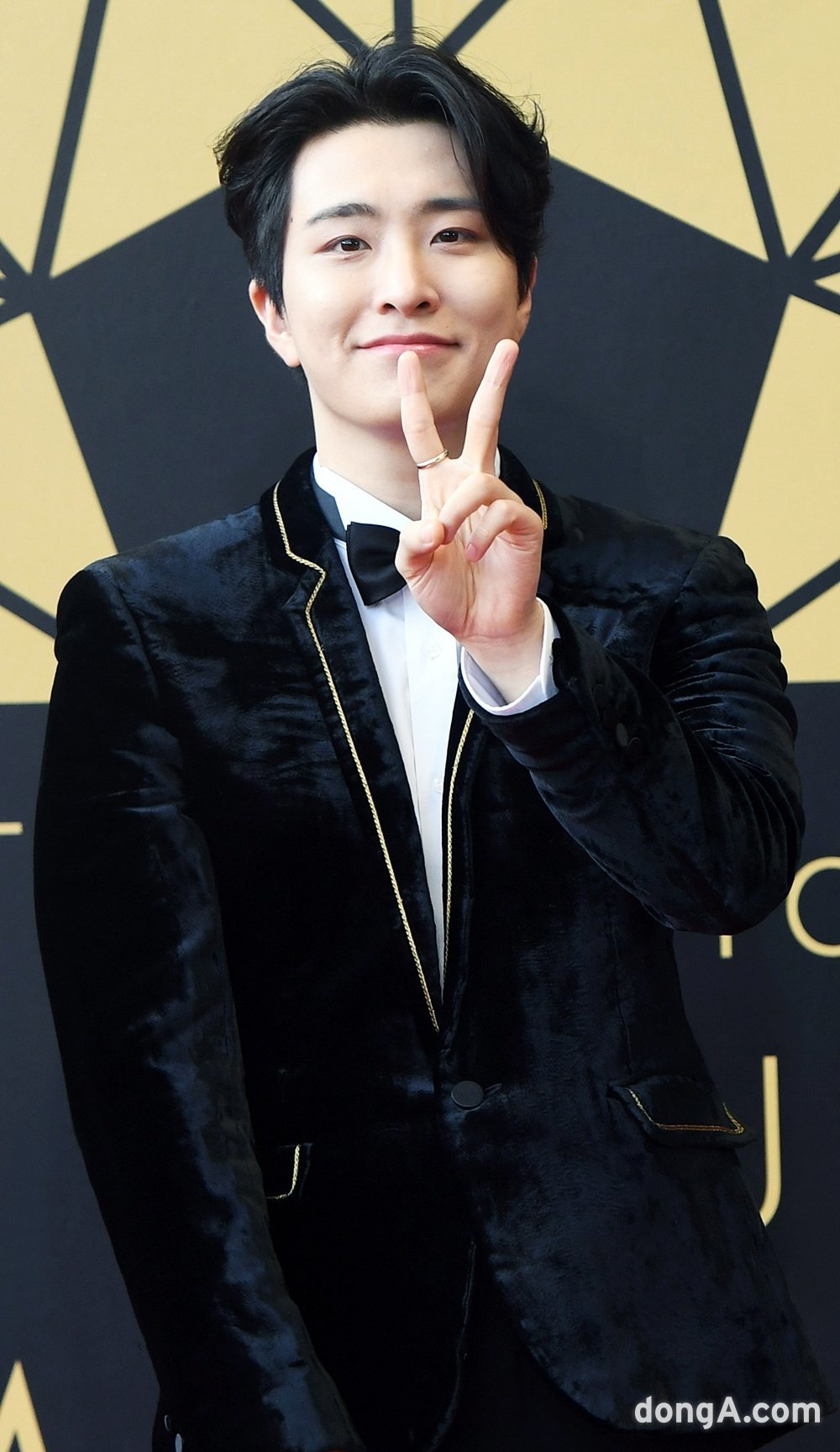 <b>갓세븐 영재</b>, <b>써브라임</b>과 전속계약 종료 [공식]