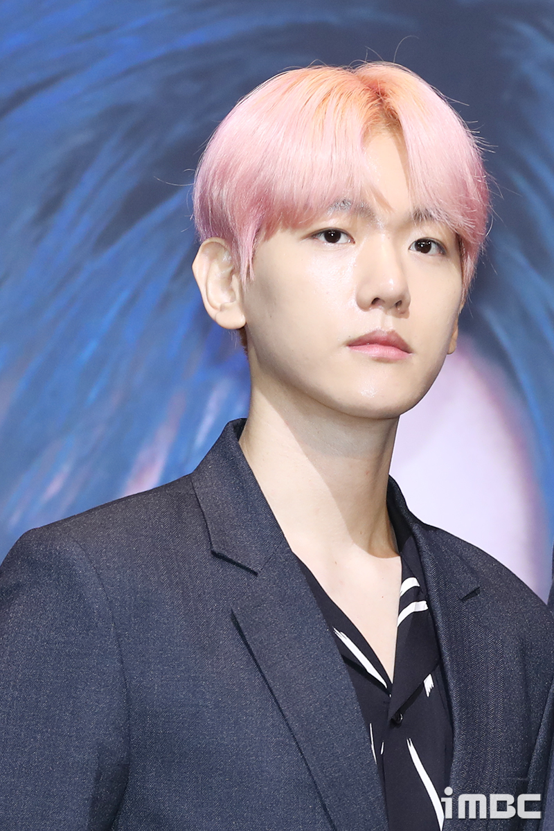 엑소 <b>백현</b>, <b>메이저리그</b> 개막전 등판…"애국가·미국 국가 가창"