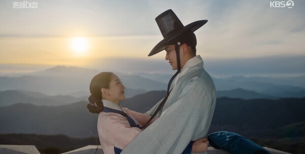'혼례대첩' 최고 7.2%..로운<b>조이현</b> 꽉 닫힌 '청상연분 <b>해피엔딩</b>'