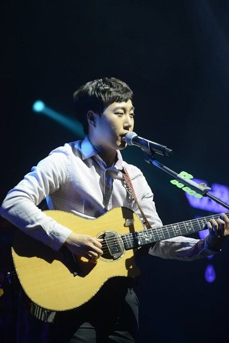 표값 4배 넘는 암표 등장하자...<b>장범준</b>, <b>콘서트</b> 전격 취소
