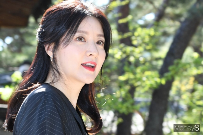<b>이영애 토크쇼</b> 무산… KBS 측 "스케줄 어려움 탓"