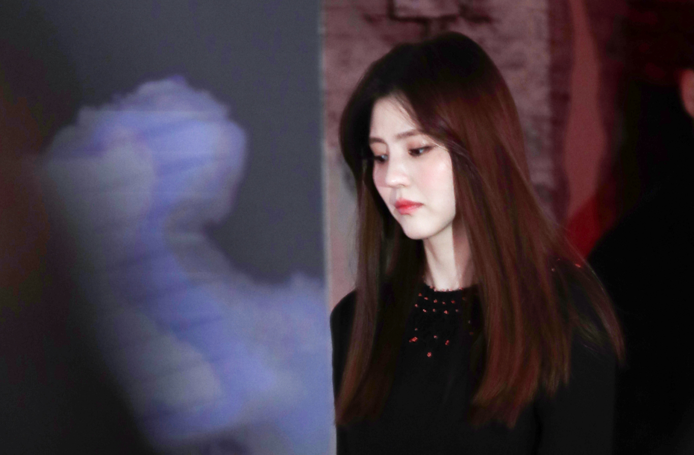 '<b>류준열</b>' <b>한소희</b>, <b>블로그</b> 글 전부 삭제… 논란 의식?