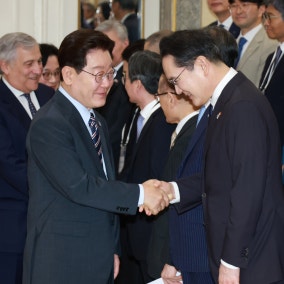 이재명 대통령-이재용 회장 오늘 만찬…호남 삼성전자 반도체 공장 조율
