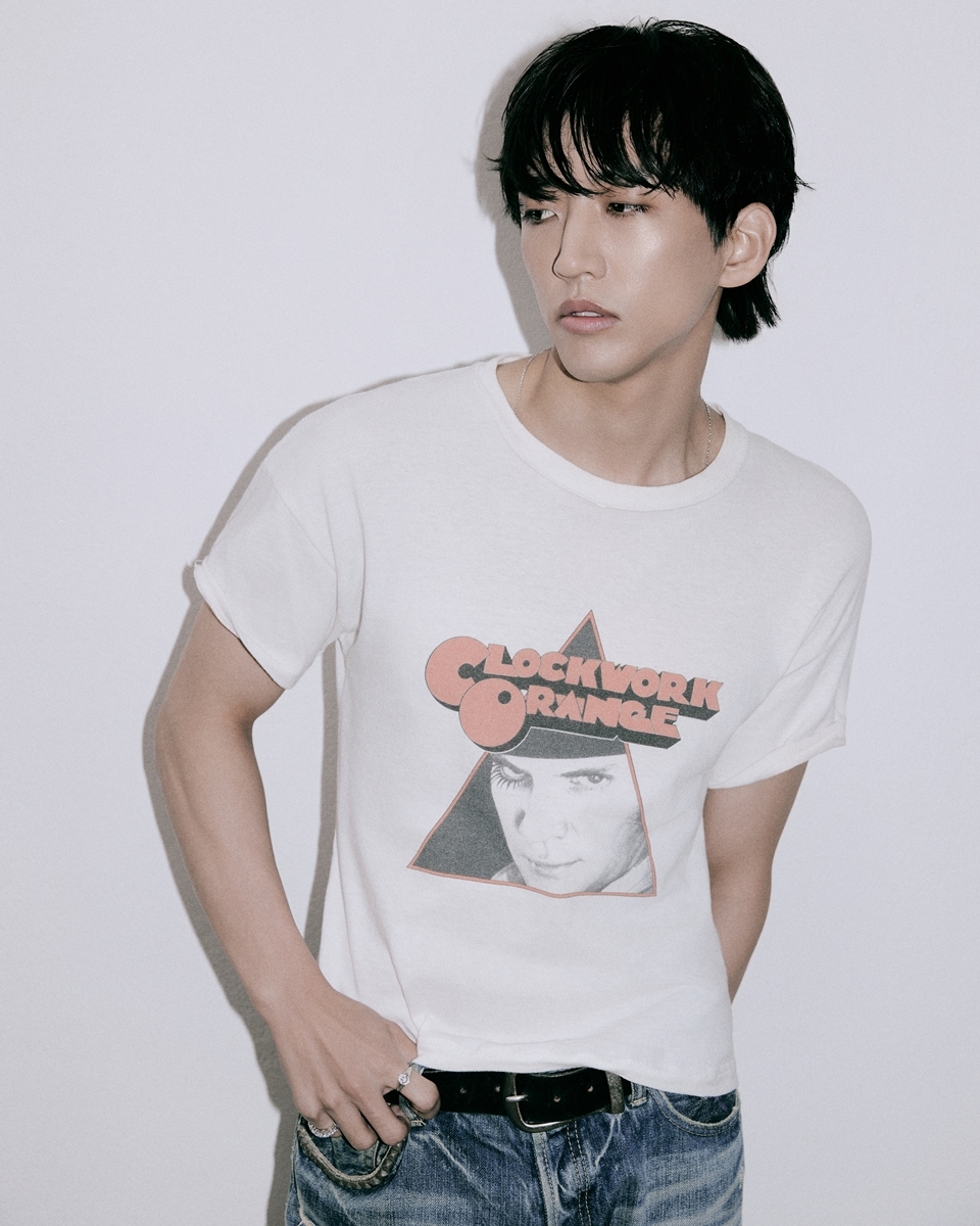 Lee SeungYoon Reveals Reason for Pre-Releasing Some Tracks from His