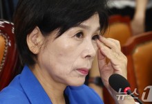 최민희 "전부 다 나가고 싶습니까"…과방위 오늘도 '시끌'