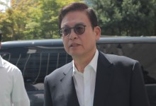 영장심사 나온 정우택 "절대 부정한 돈 받고 정치한 적 없다"
