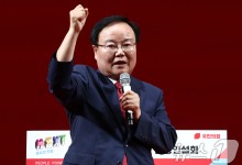 김재원, '낙선' 정봉주에 "국힘 들어와 명팔이 도적 토벌하자"