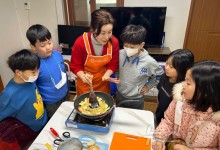 "한끼의 울림"…CJ ONE, 레이먼 킴 손잡고 포인트 기부 캠페인