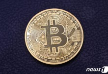 정국 불안에 안전자산 된 코인…비트코인, 10만달러 재돌파[코인브리핑]