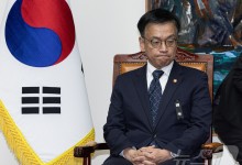 헌법학자들 "권한대행, 국회 선출 재판관 임명해야…거부는 위헌"