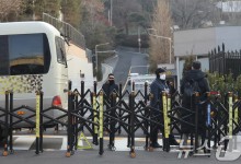 야 "내란 선동 尹 즉각 체포"…여 "이재명에게만 너그러운 사법부"
