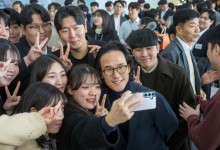 신입사원 만난 조현범 "나태함 위험…실패 각오하고 도전하라"