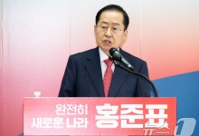 '불출마' 오세훈 만난 홍준표 "공약 그대로 받아서 실천하겠다"(종합)