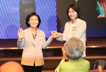 배우자 토론에 이재명 "이벤트화 장난" 김문수 "부인 검증해야"
