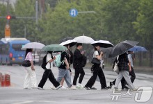 남해안·제주 중심 많은 비…오후엔 대부분 그쳐[오늘날씨]