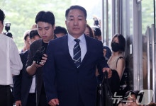 해병특검, 김계환 전 사령관 소환…'VIP 격노' 질문에 침묵