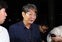 '주식 차명거래 의혹' 이춘석 의원·보좌진 모두 혐의 인정