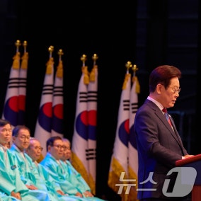 李대통령, 취임 후 첫 3·1절…순국선열 기리며 '한중일 협력' 방점