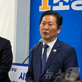 지선 D-25…정청래, 중원 세종·격전지 영남서 "전폭 지원"(종합)