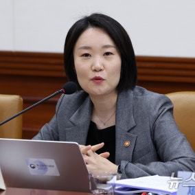 3대 메가프로젝트 회의에 中企도 참여…이소영, 李대통령에 건의