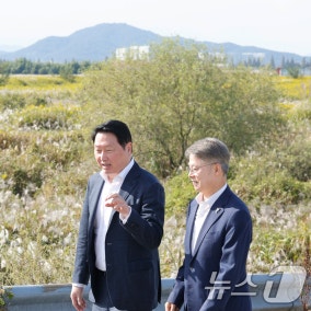 '정말 올까'에서 '얼마나 빨리'로…호남 반도체 불안감 걷어낸 최태원