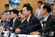 오세훈, 민선 9기 구청장들과 상견례…통합돌봄 강조