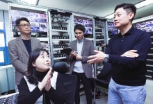 LG U+ 홍범식 사장, 2025년 첫 현장 경영…기본 강조