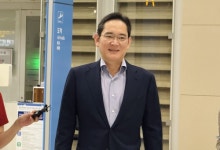'방미 귀국' 이재용 "내년 사업 준비했다"…국민임명식 참석