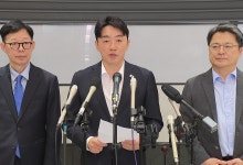 미 구금 한국인 근로자들 귀국…강훈식 비서실장 "더 빨리 모시지 못해 송구"[현장연결]